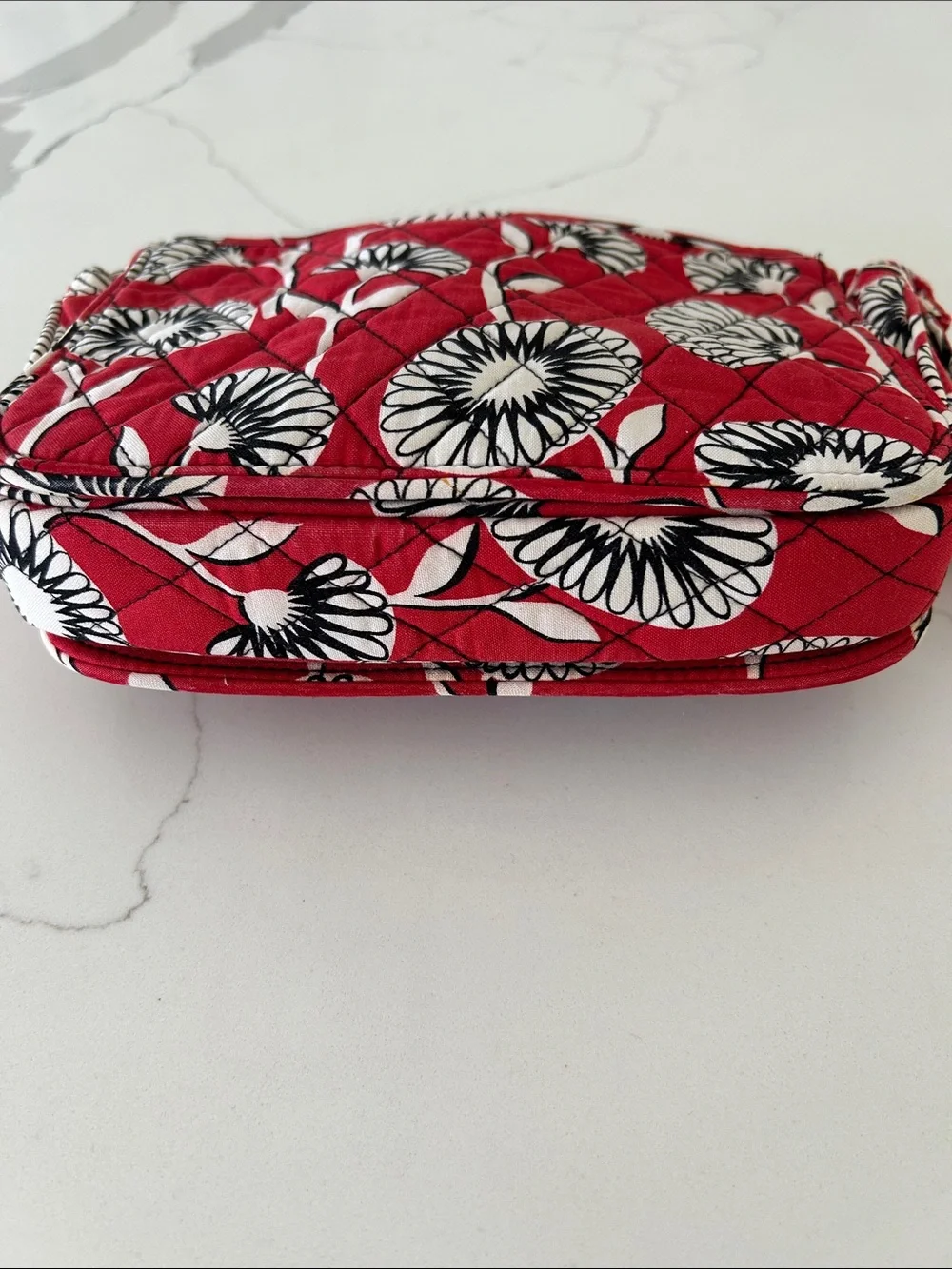 Vera Bradley Deco Daisy Quilted Crossbody Bag - Picture 6 of 12